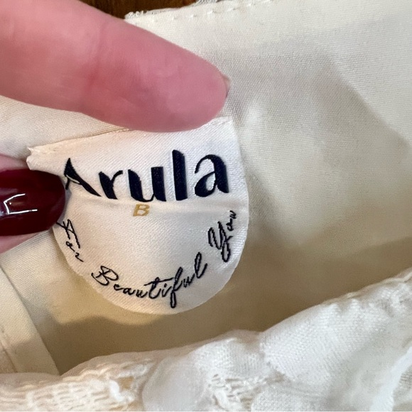 Arula Size B 18/20 Ivory Dress - Picture 2 of 6